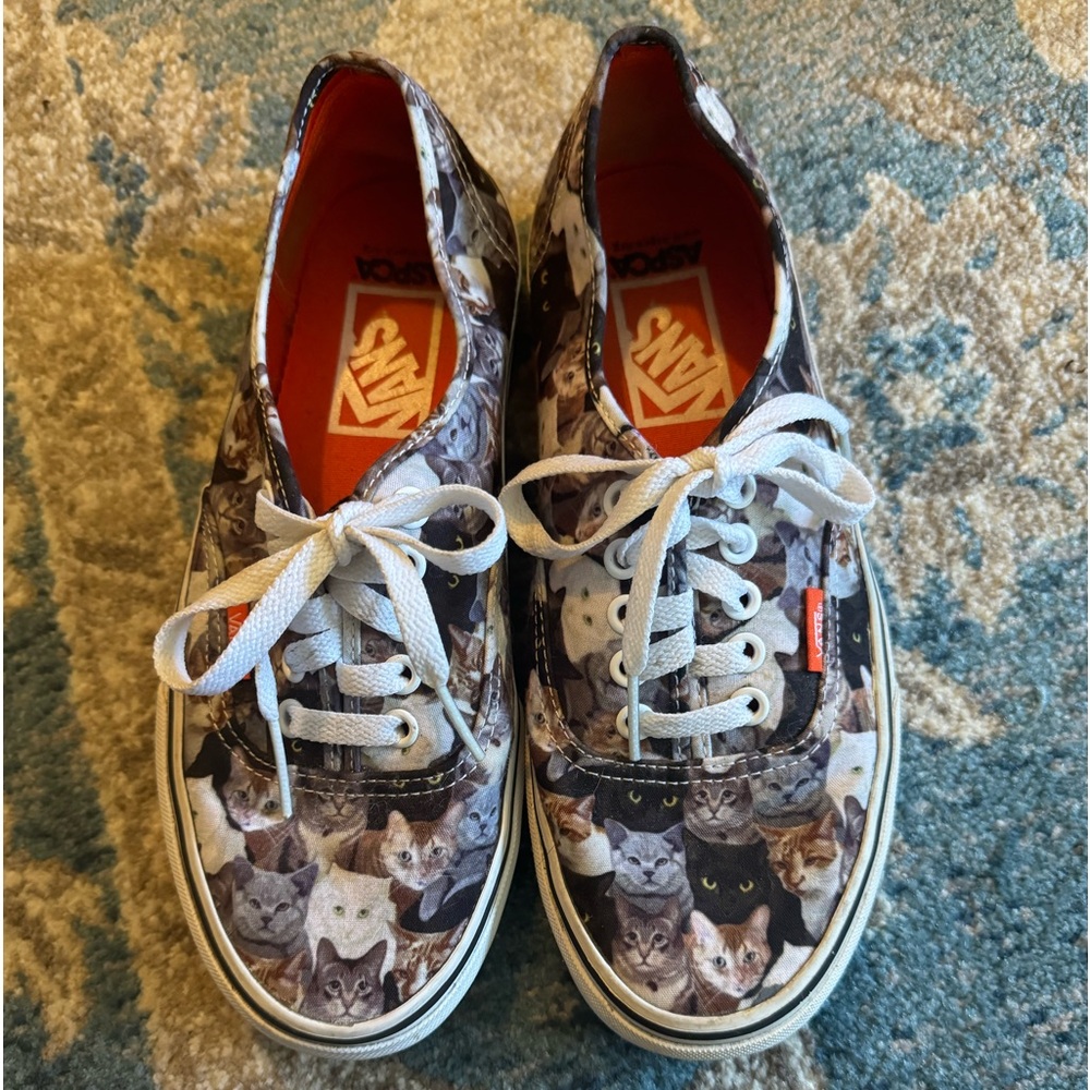 ASPCA CAT VANS. Worn a couple of times: women’s size 8.5/mens 7. No box